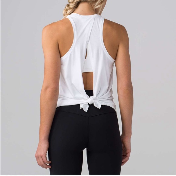 lululemon athletica Tops - 🍋Lululemon its a tie tank top